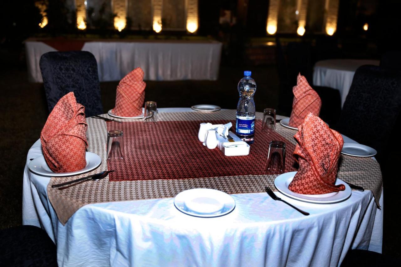 Ambassador Suites & Hotel איסלמאבד מראה חיצוני תמונה